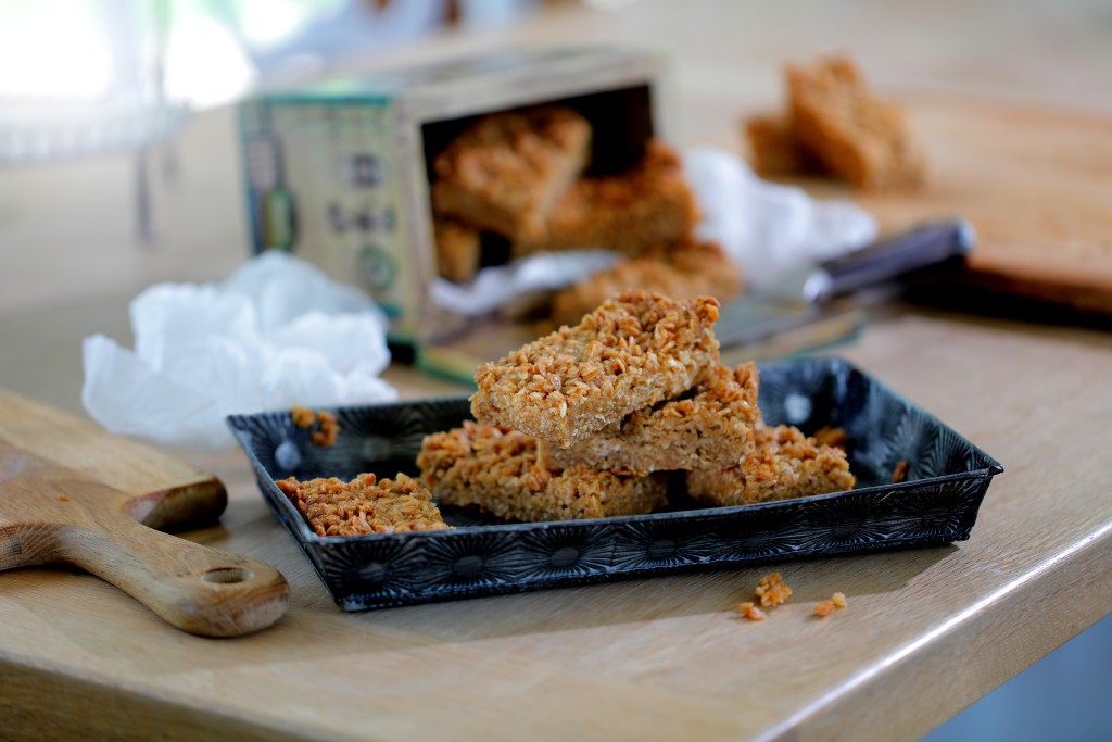 THE HANDMADE CAKE COMPANY Flapjack
